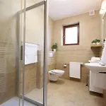 Hotel apartamentowy Upati Jestedu - 3*